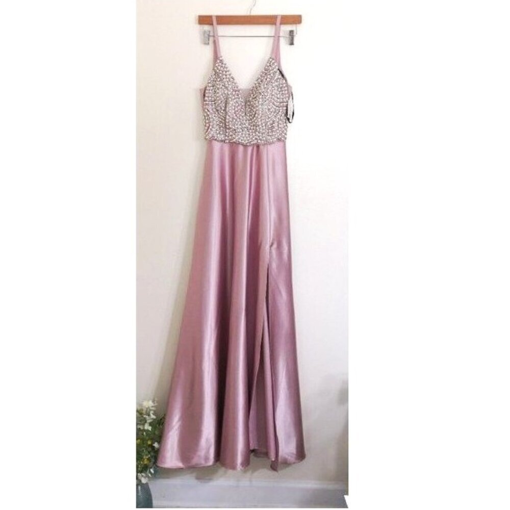 David’s Bridal Speechless Gown Size 5